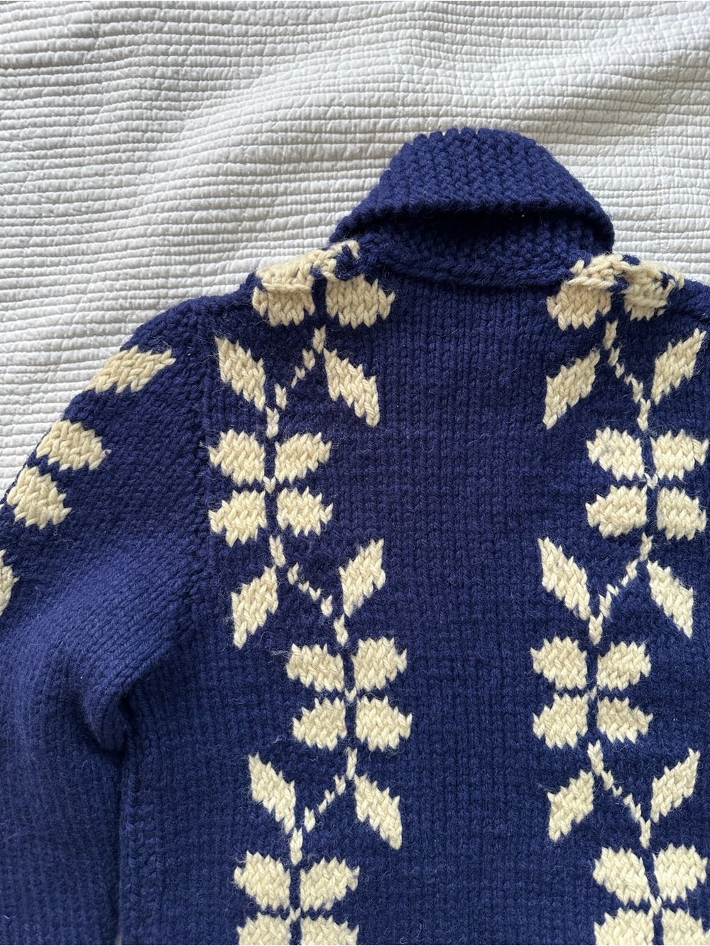 Vintage Navy Blue Floral Chunky Knit Zip-Front Women's Sweater Jacket Cardigan - Picture 6 of 10